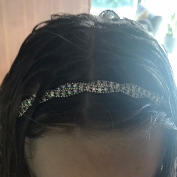Bejewelled headband - Picture 2 of 3